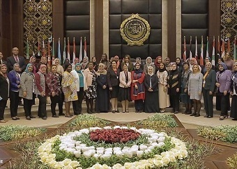 Arab women in maritime association